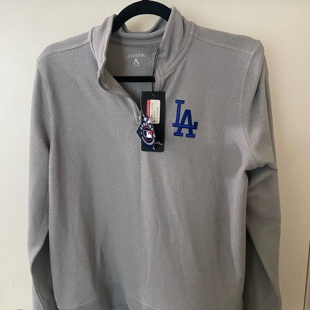Women’s Antigua Gray Quarter-Zip Pullover with LA Dodgers Logo